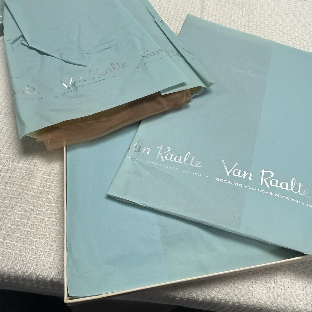 3 Pairs‎ Vtg 50s VAN RAALTE Nylon Hose Stockings 9 Seams Cuban Heel New Old Box